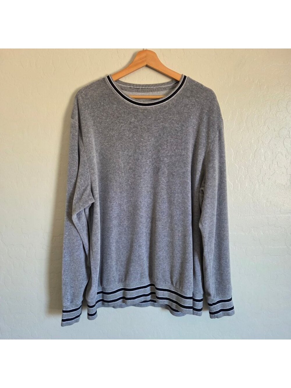 American Eagle Velour Crewneck Sweatshirt Soft Plush Heather Grey Size Men's XL